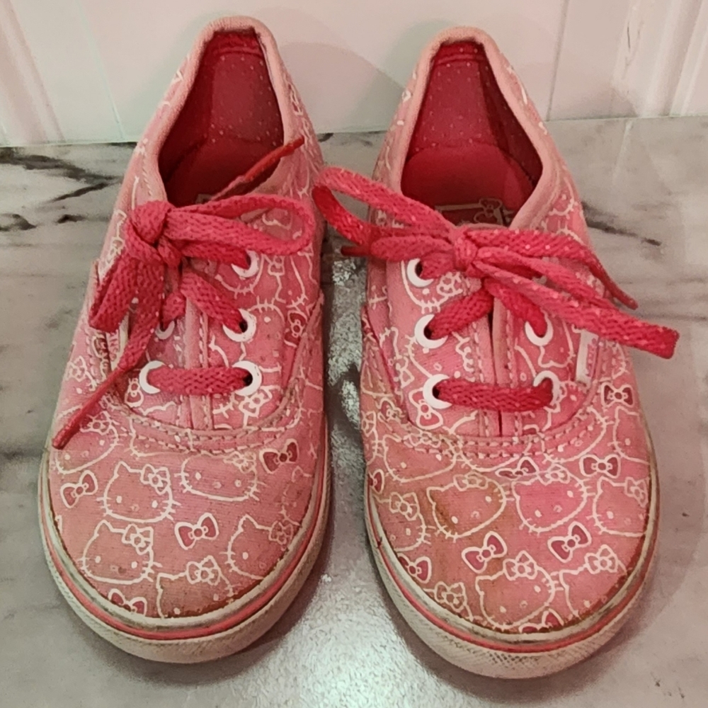 Vans x Hellow Kitty pink sneakers toddler size 7